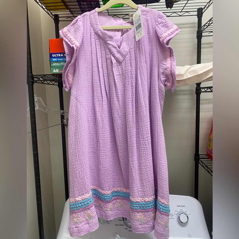 Big girls size 12 purple / lavender spring dress never worn